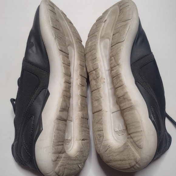 Adidas Men's Sneakers Shoes 6.5 Lace Up Workout Activewear Running B6 - Picture 4 of 5